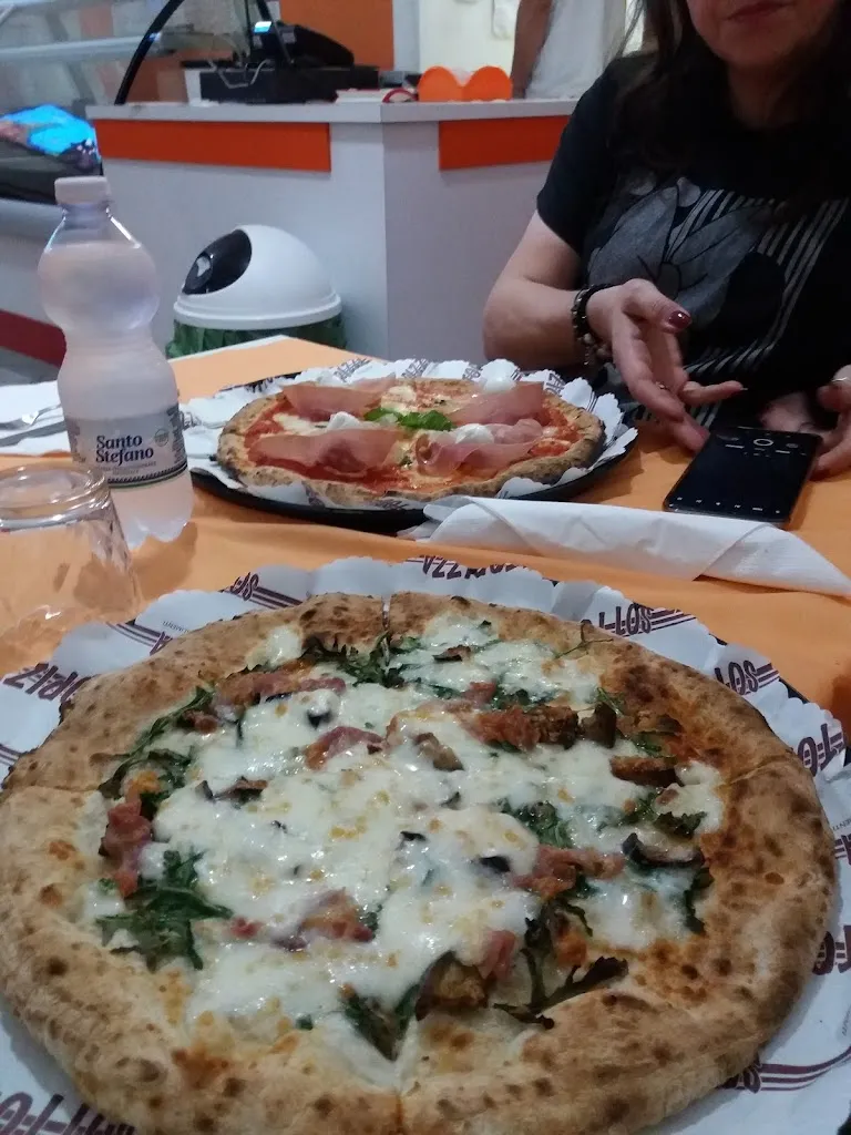 Pierluigi Capotondi_Il piccolo borgo_Montecorvino Pugliano_review