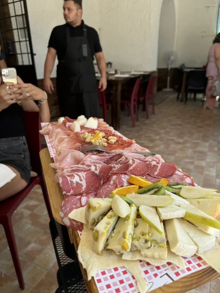 Maksim Pastorino_Agriturismo 'A Grattacas - Osteria e Braceria Agricola_Montecorvino Rovella_review