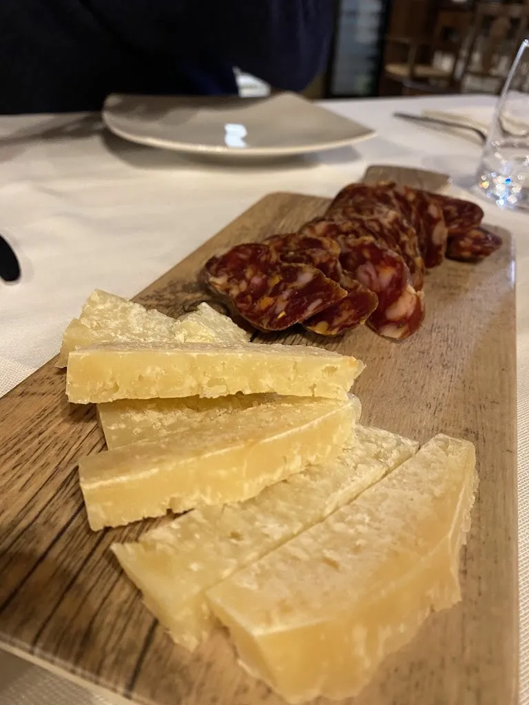 Vincenzo Nisco_Dai Nobili_Montefalcone di Val Fortore_review