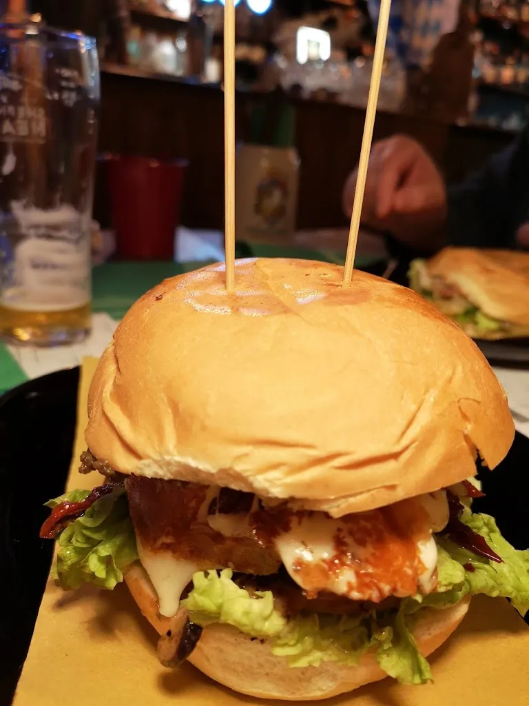 Dragonfly LiveMusicPub_Montefalcione_slider_image_2