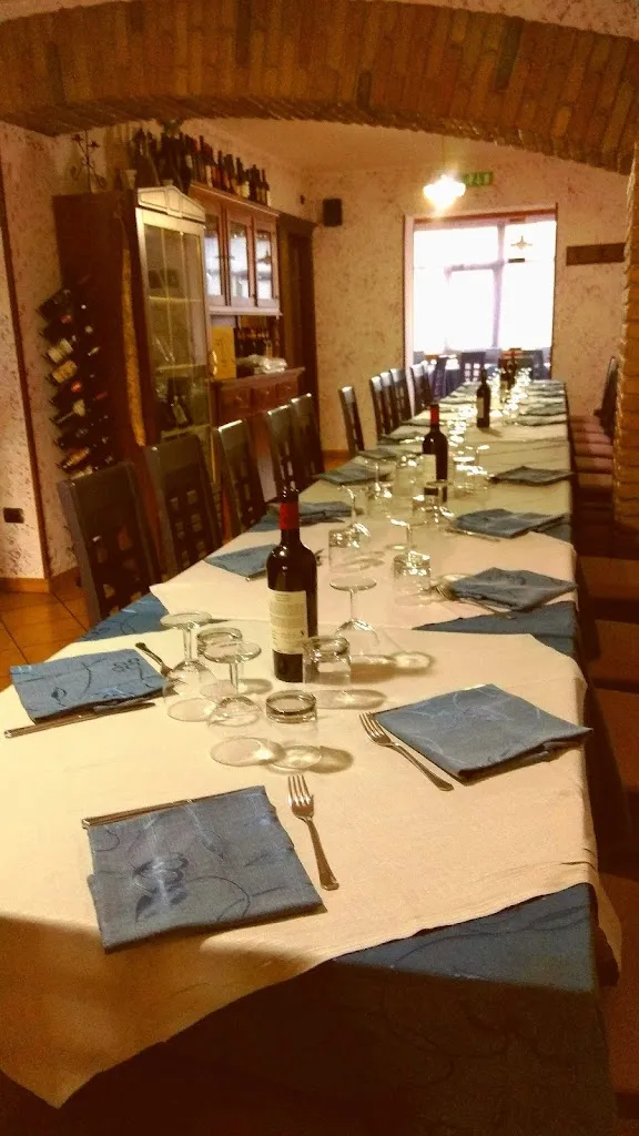 Osteria Di Vino_Montefalcione_slider_image_2