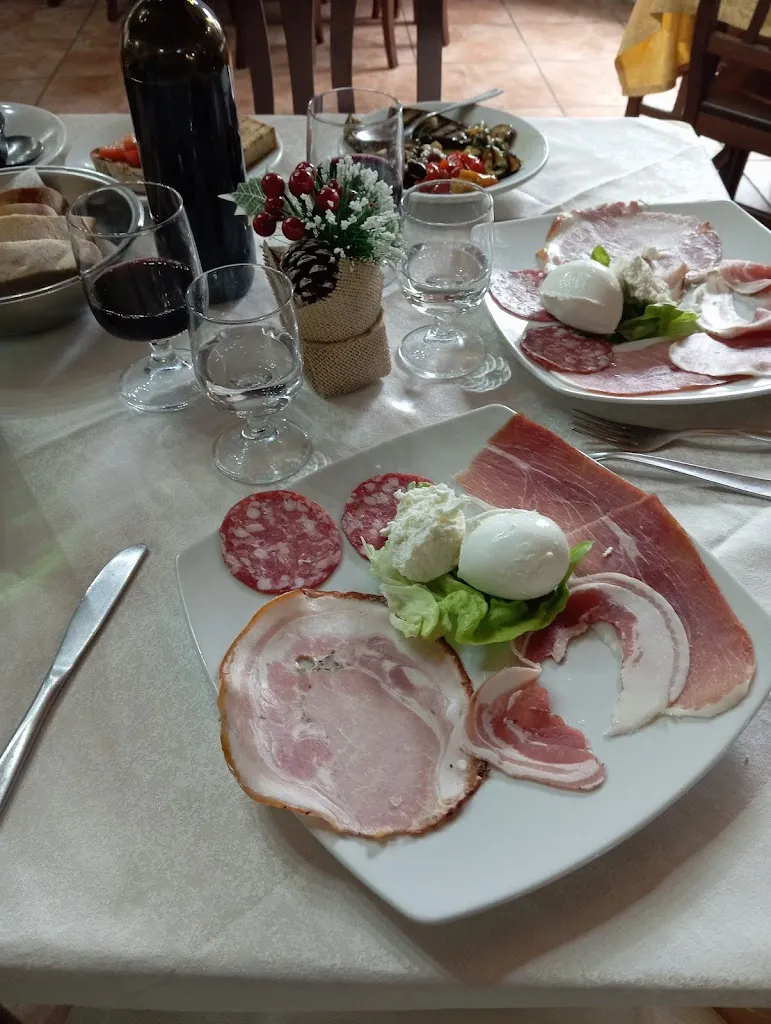 La Taverna Del Carbonaro_Monteforte Irpino_slider_image_2