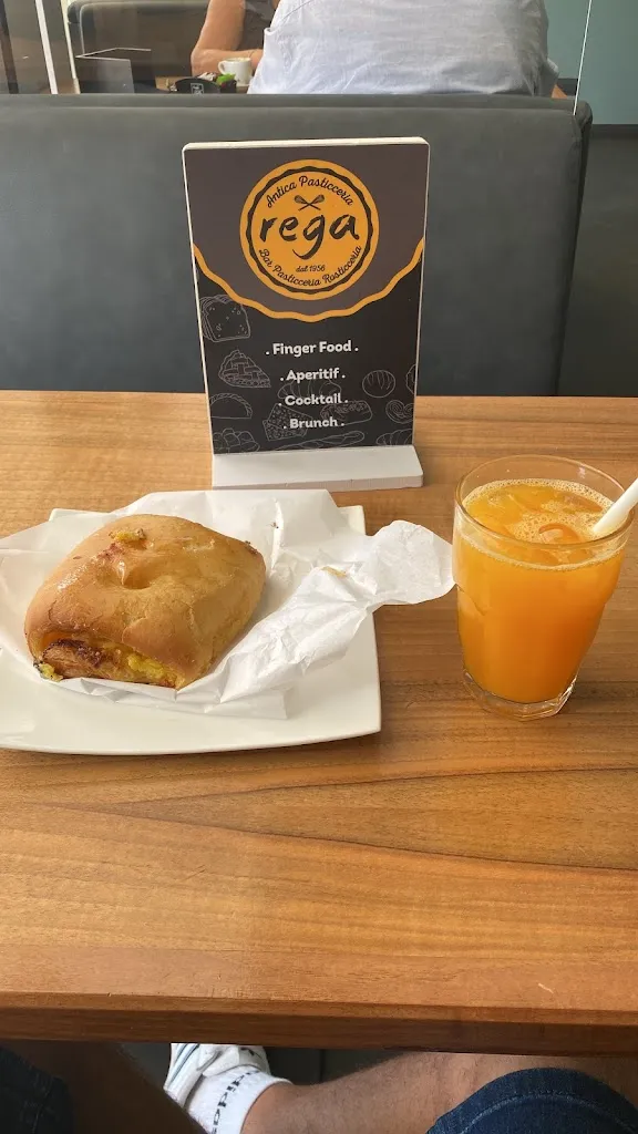 Daniel S_Bar Rega_Monteforte Irpino_review