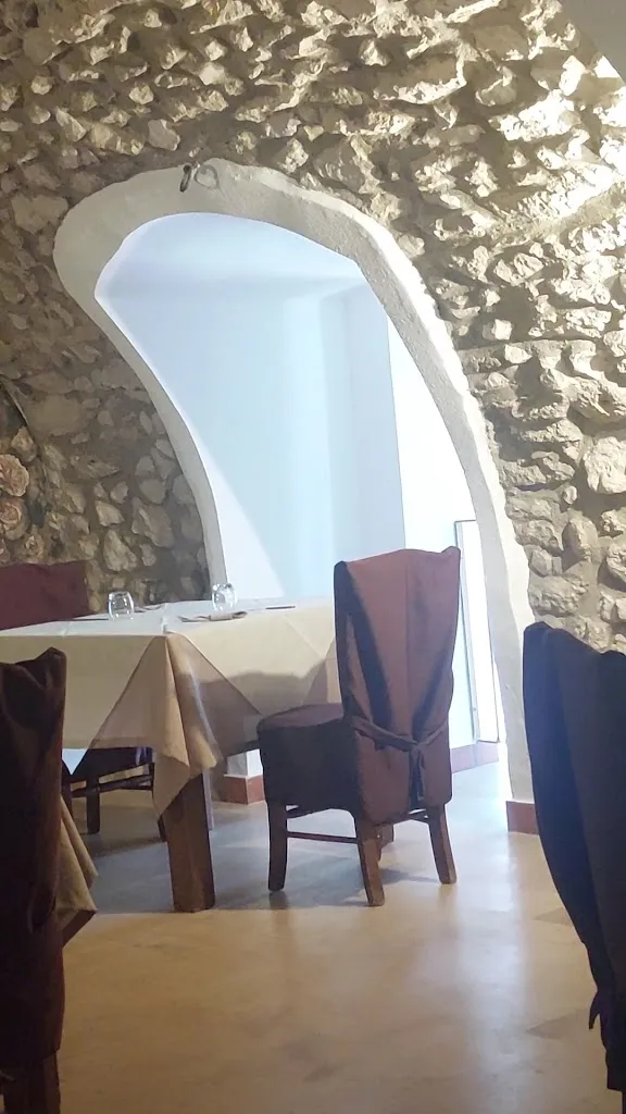 Umberto Rossi_Trattoria La Cantina di M&M cucina tipica_Montesarchio_review