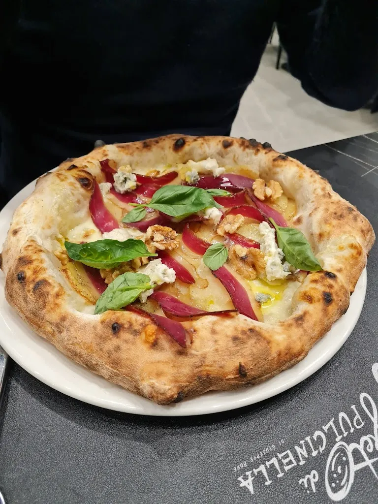 Suzanne Viscariello_Il Segreto di Pulcinella di Giuseppe Bove - Pizzeria_Montesarchio_review