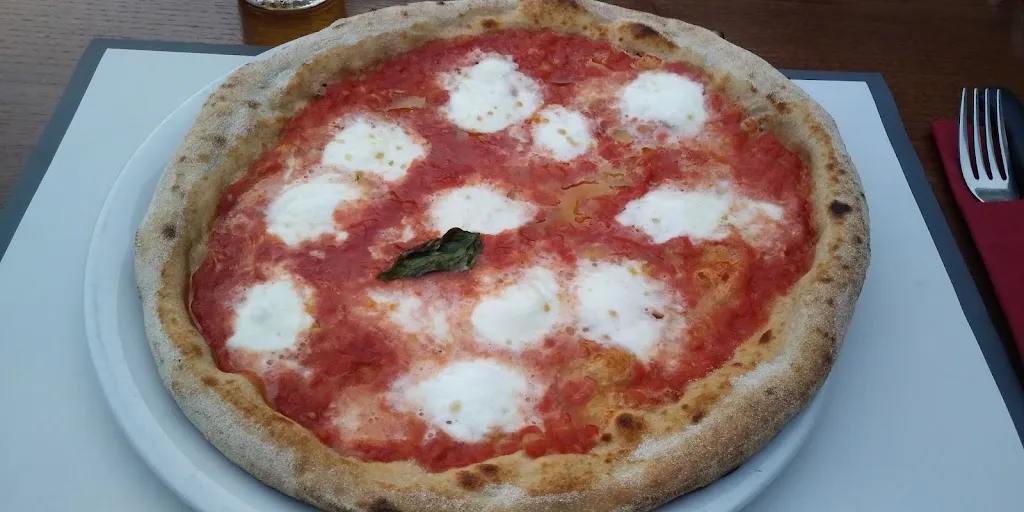 Menu_Ustaria Rosella_Morigerati_image_6