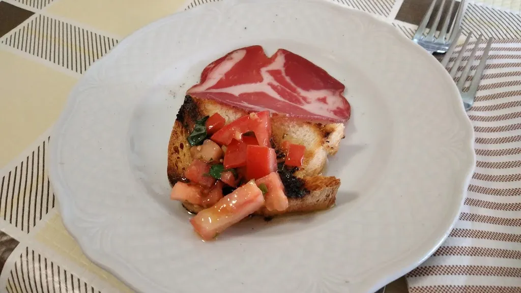 Giovanni Scafuri_Il cigno blu_Morra de Sanctis_review