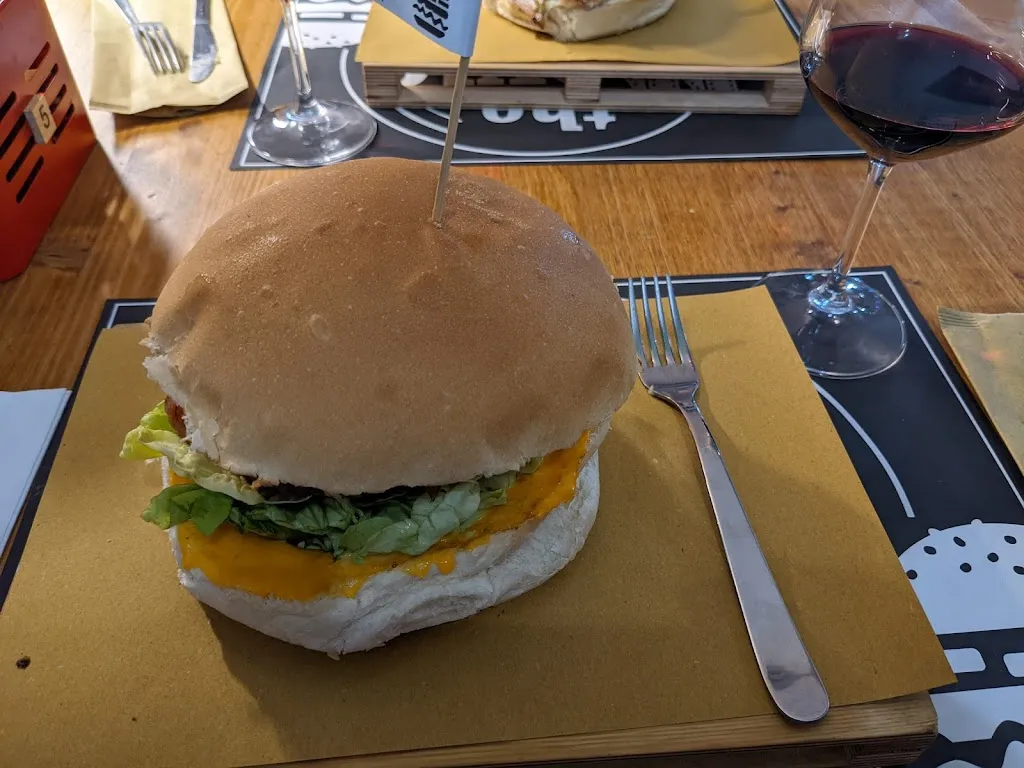 Damon Lam_The Movie_Mugnano del Cardinale_review