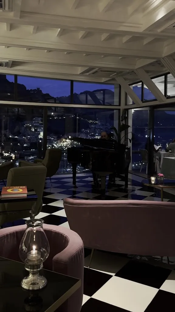 Marina Muhina_Donna Emma_Musci_review