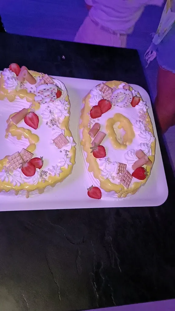 Menü_Black and White_Monterusciello_Bild_1