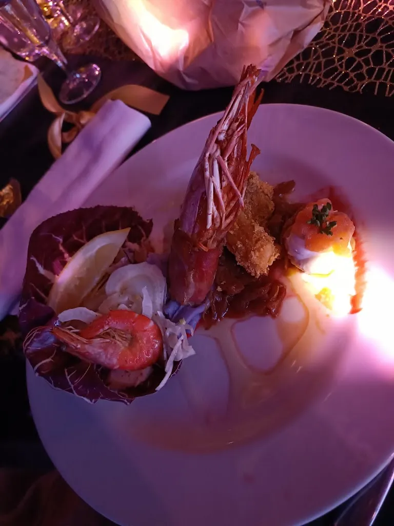 Menü_Black and White_Monterusciello_Bild_6