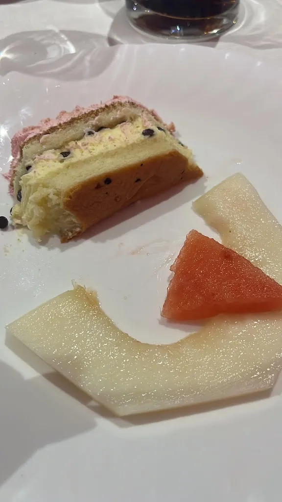 Menü_Black and White_Monterusciello_Bild_7