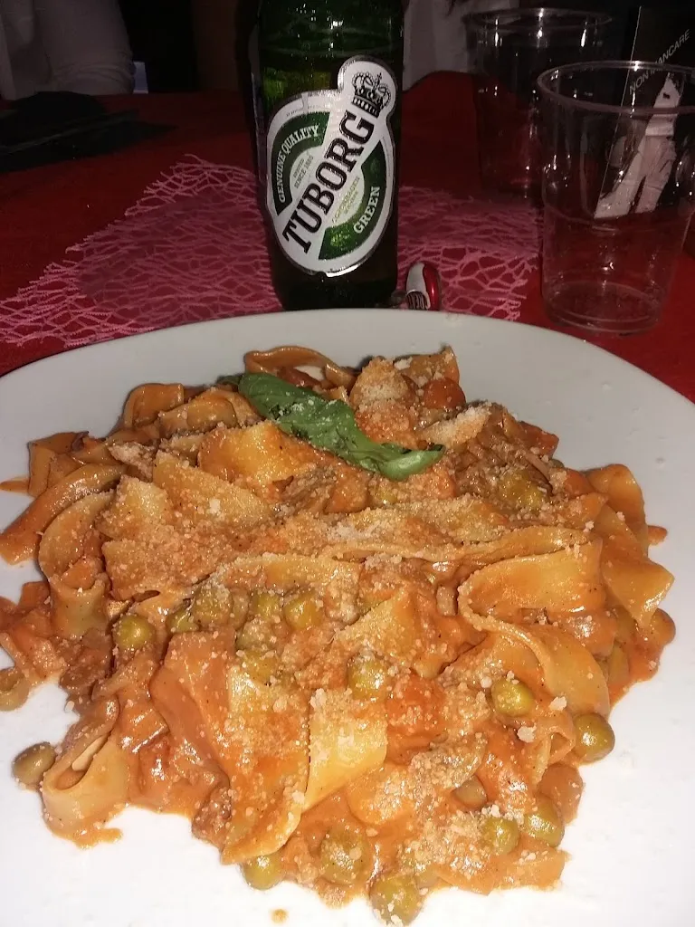 Menü_Black and White_Monterusciello_Bild_8