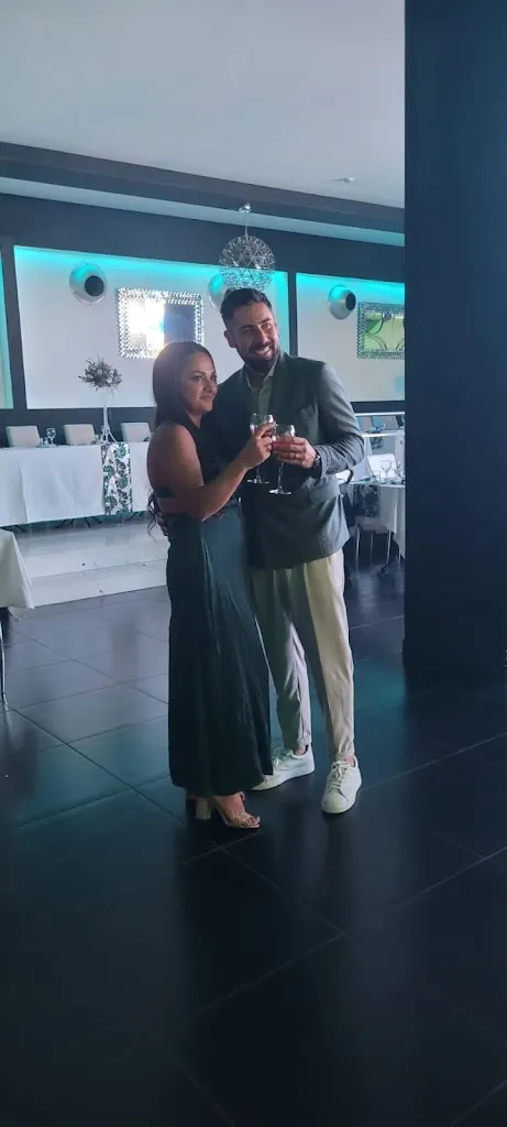 Marco Savarese_Black and White_Monterusciello_Bewertung