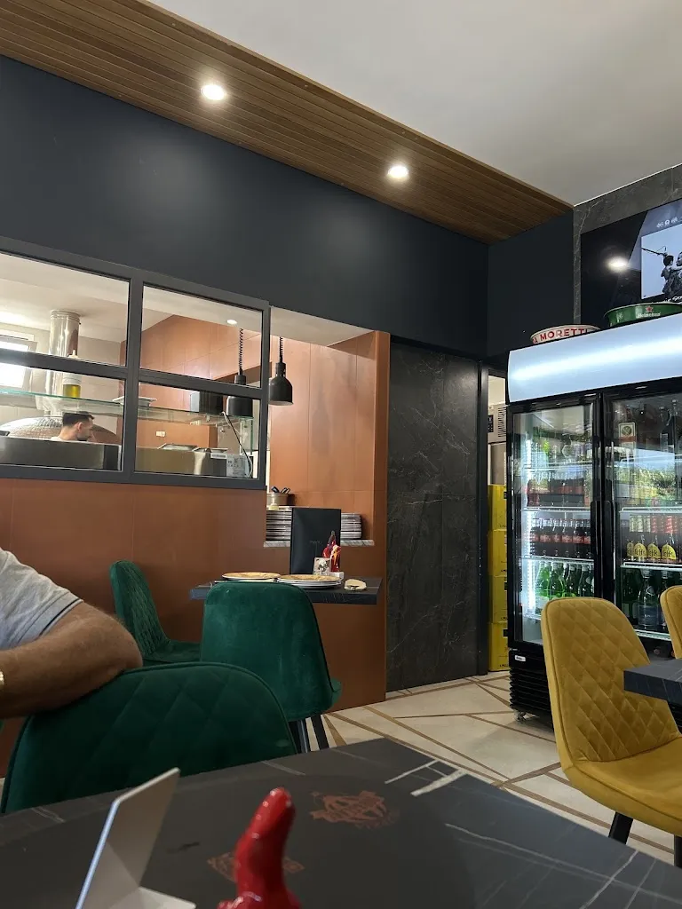 Bob&Clare Pizzeria - Monterusciello ristorante a Monterusciello