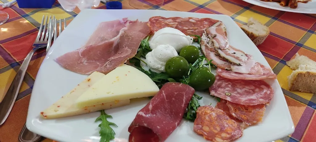 Menu_Magic Castle_Monterusciello_image_4