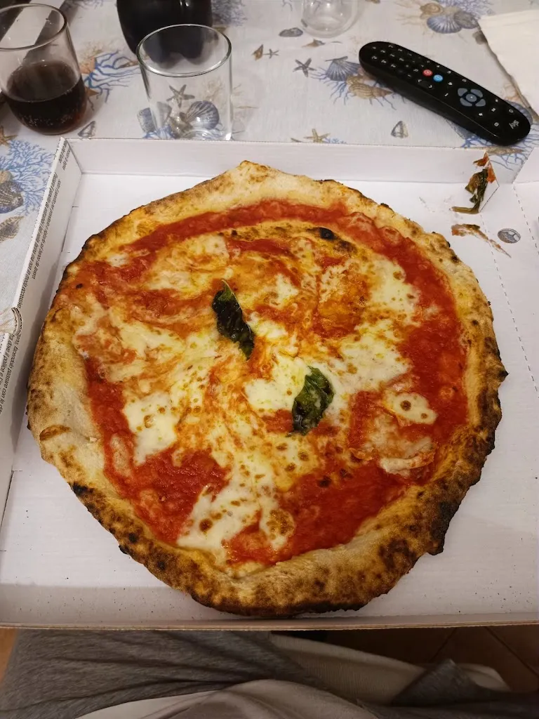 Moody Frazier_Magic Castle_Monterusciello_review