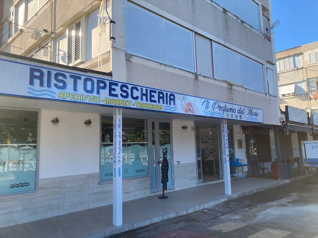 RistoPescheria Il Profumo del Mare restaurant in Monterusciello