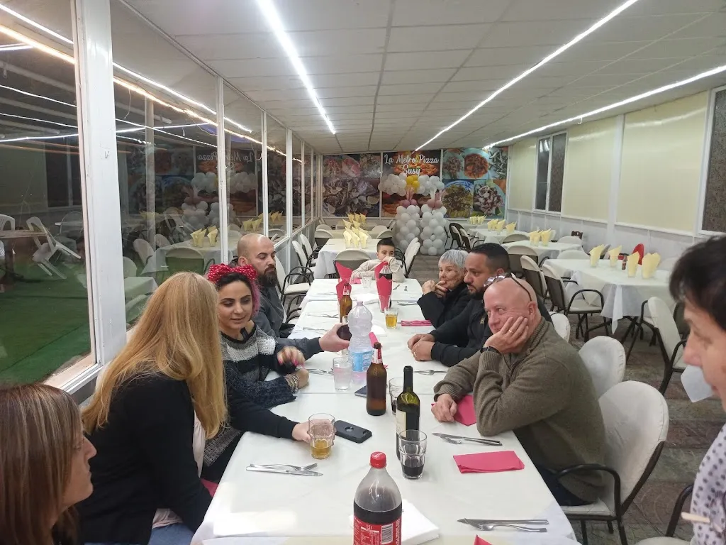 Pizzeria_Monterusciello_slider_image_2