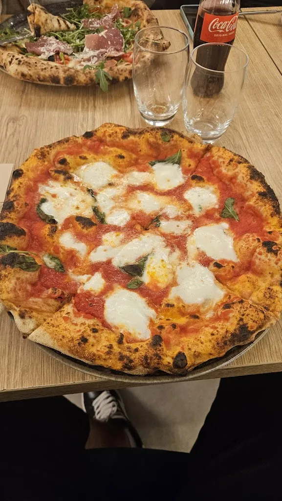 Gennaro Raimondo_Trattoria Napoletana e Pizzeria Nun Se Ne Va'_Monterusciello_review