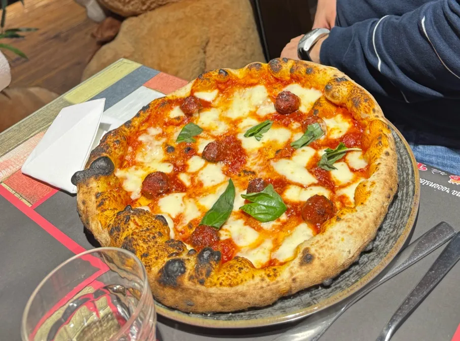 Pizzeria Ò RE rà Pizza POZZUOLI ,Monteruscello_Monterusciello_slider_image_3