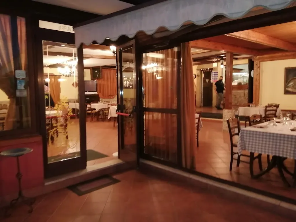 vincenzo varriale_Sir Daniel_Monterusciello_recensione