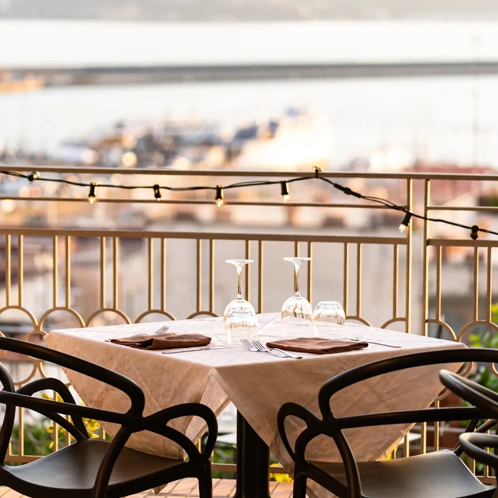 Rooftop Puteoli_Monterusciello_slider_image_1