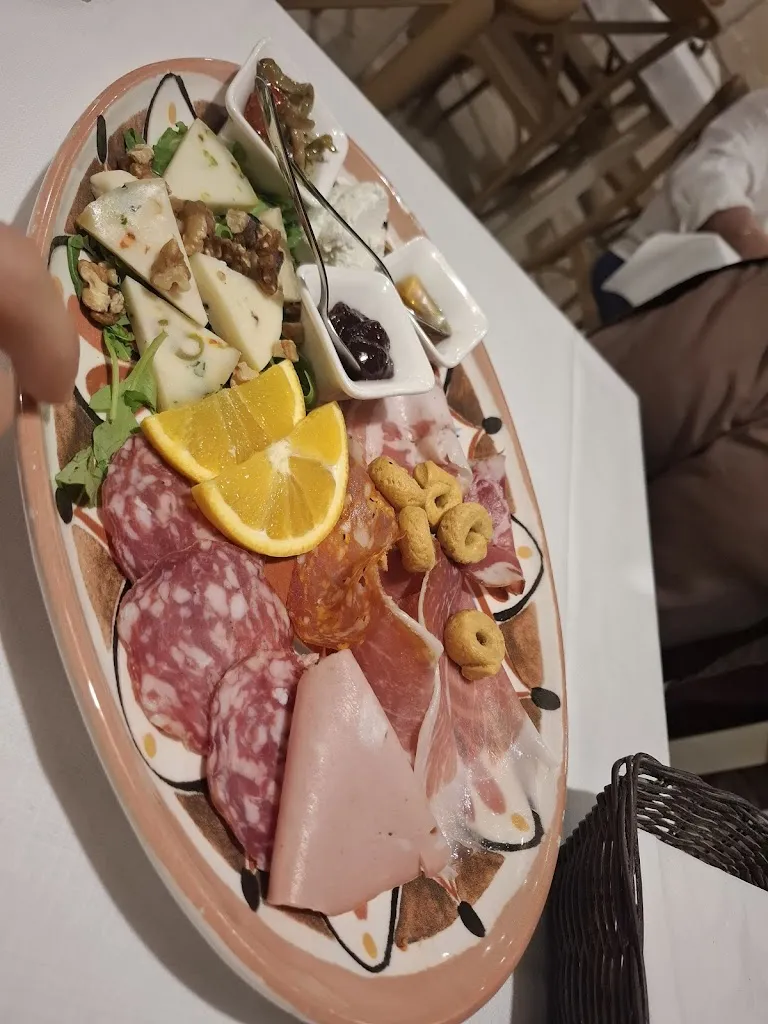 Marielle Wieberdink_Hostaria Luclantò_Nocera Inferiore_review