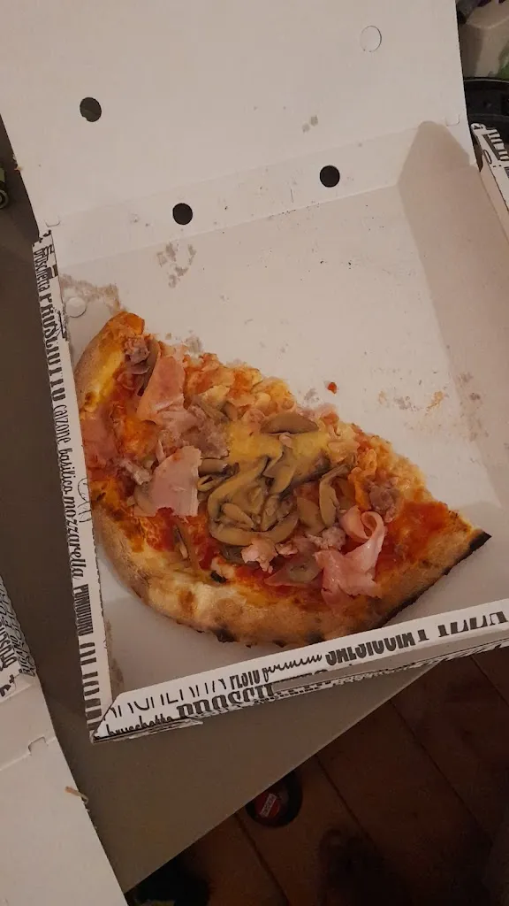 Yurii Bordonos_Vecchio Mulino_Nocera Inferiore_review