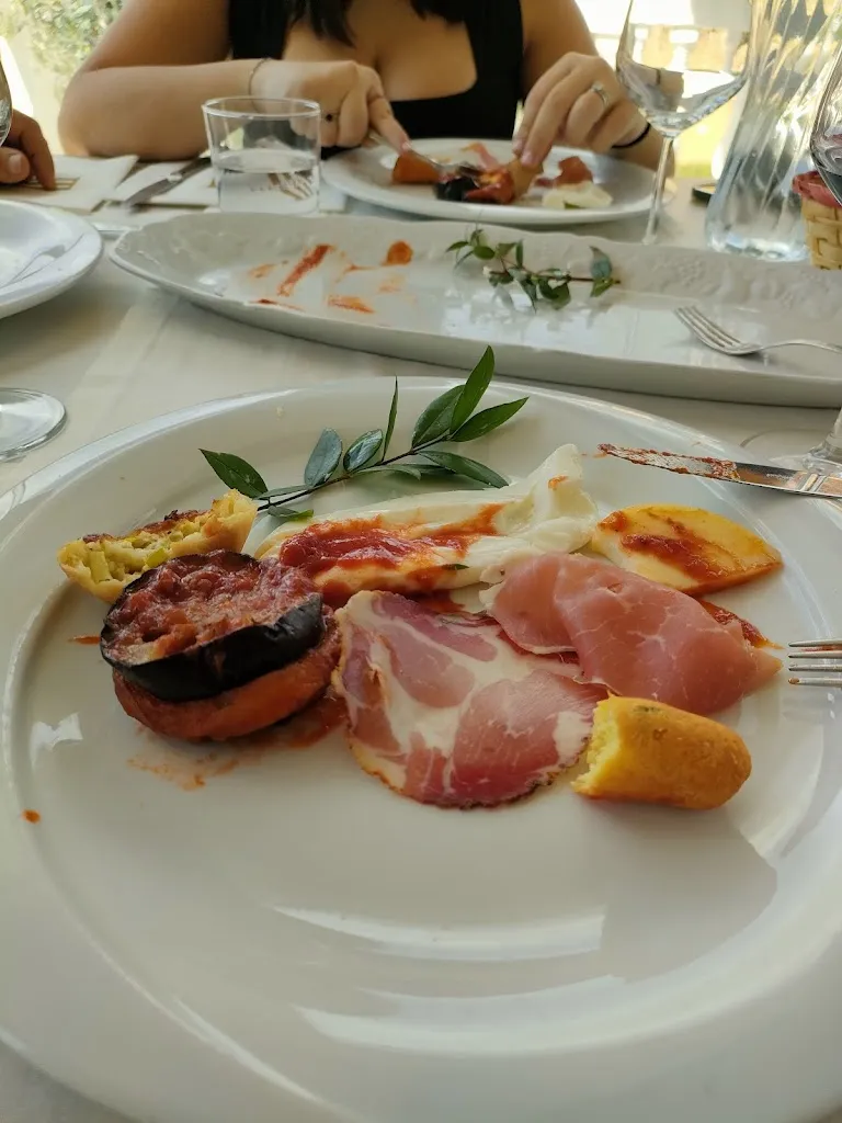 Menu_Heraion restaurant_Novi Velia_image_1