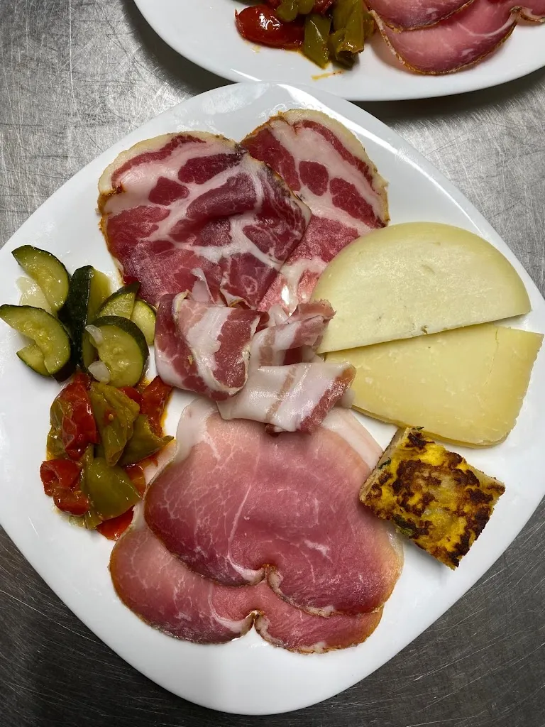 Ristorante Zio Michele_Novi Velia_slider_image_1