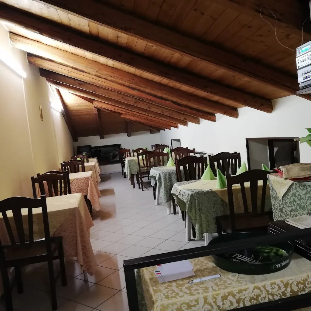 Il vecchio mulino pizzeria pub restaurant in Novi Velia