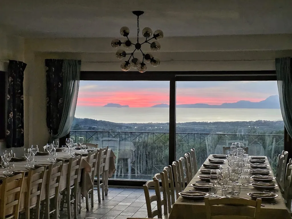 Colle del Cilento ristorante a Ogliastro Cilento