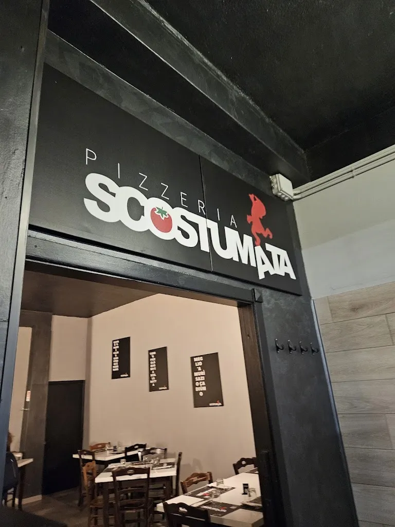 Pizzeria Braceria Scostumata restaurant in Omignano