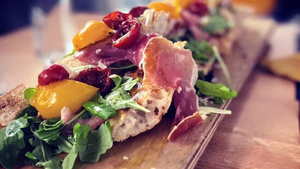 Pizzeria Braceria Scostumata_Omignano_slider_image_3