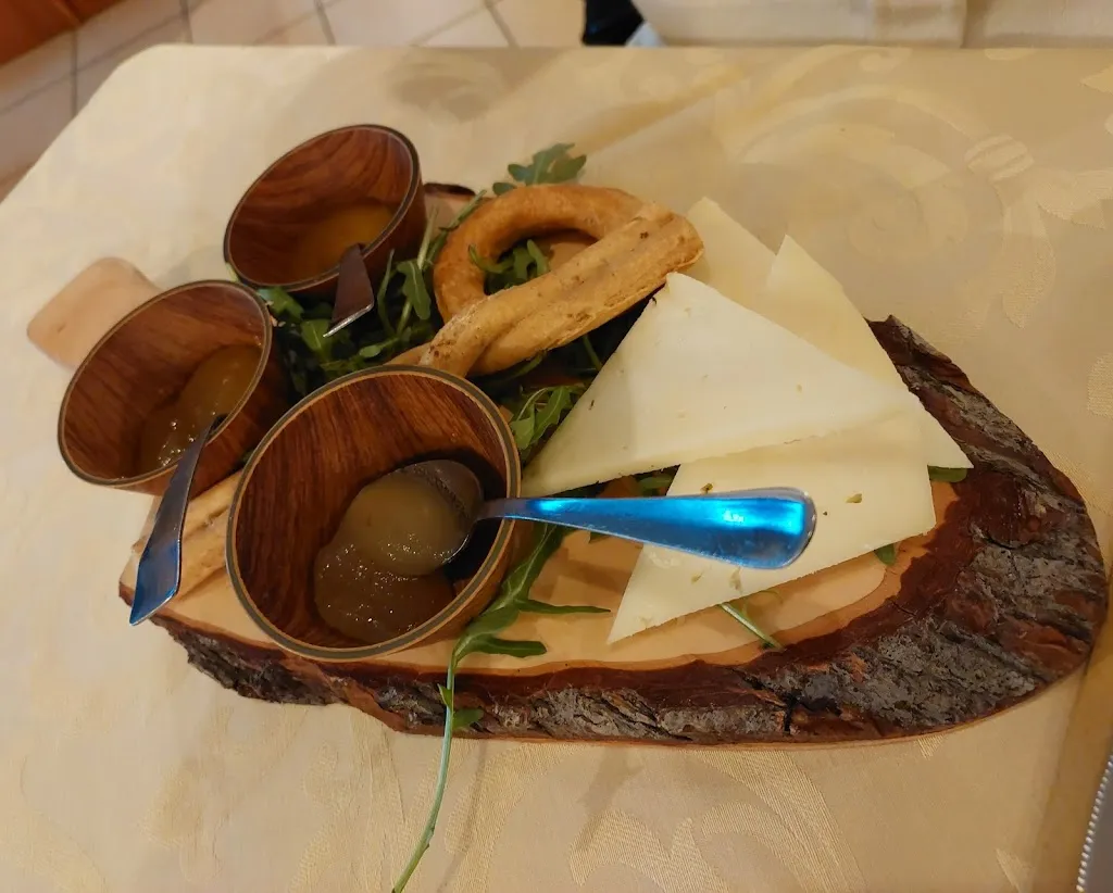 Sabrina Caforio_I Tre Gigli_Oliveto Citra_review