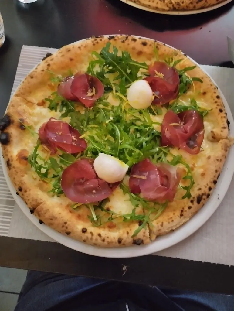 Bar Sandro & Momó Restaurant Pub_Oliveto Citra_slider_image_3