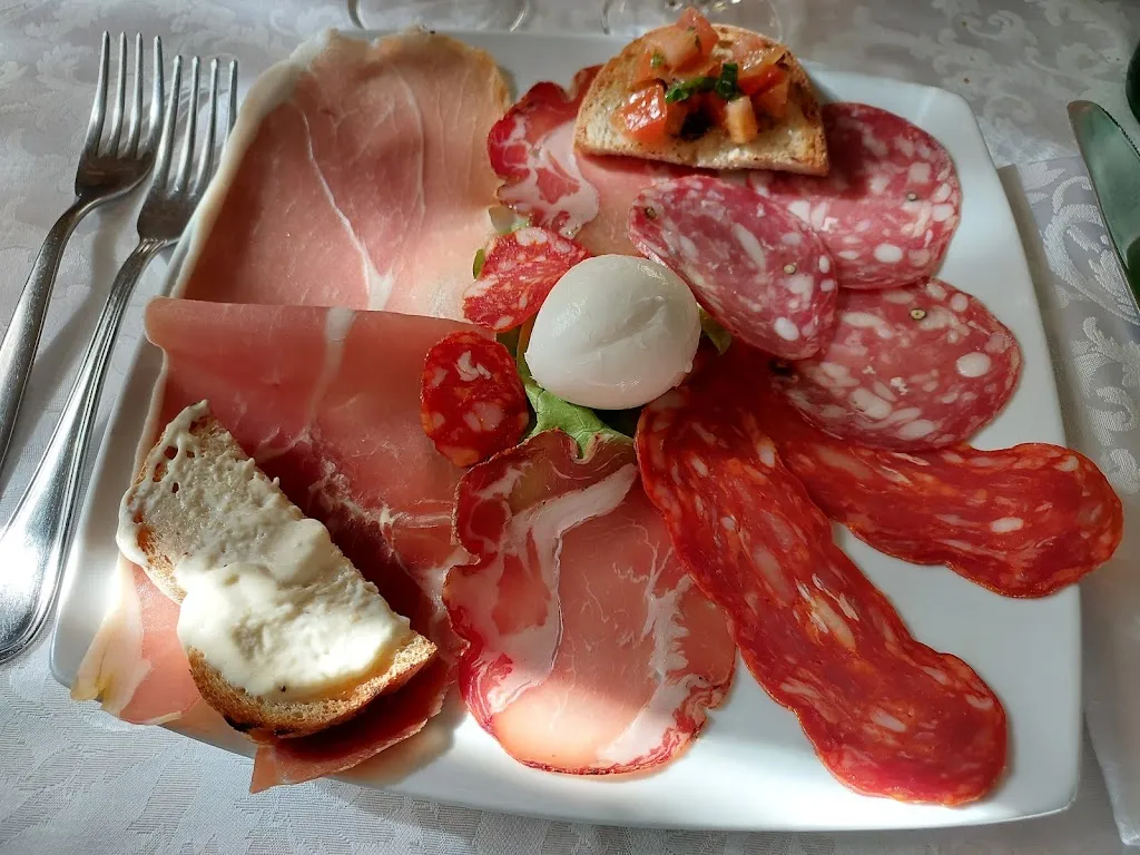 Sabrina Caforio_Roma_Oliveto Citra_review