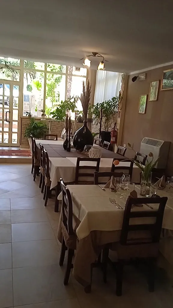 Roma_Oliveto Citra_slider_image_2