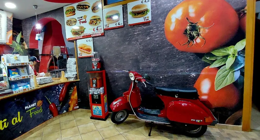 Planet Food restaurant in Oliveto Citra