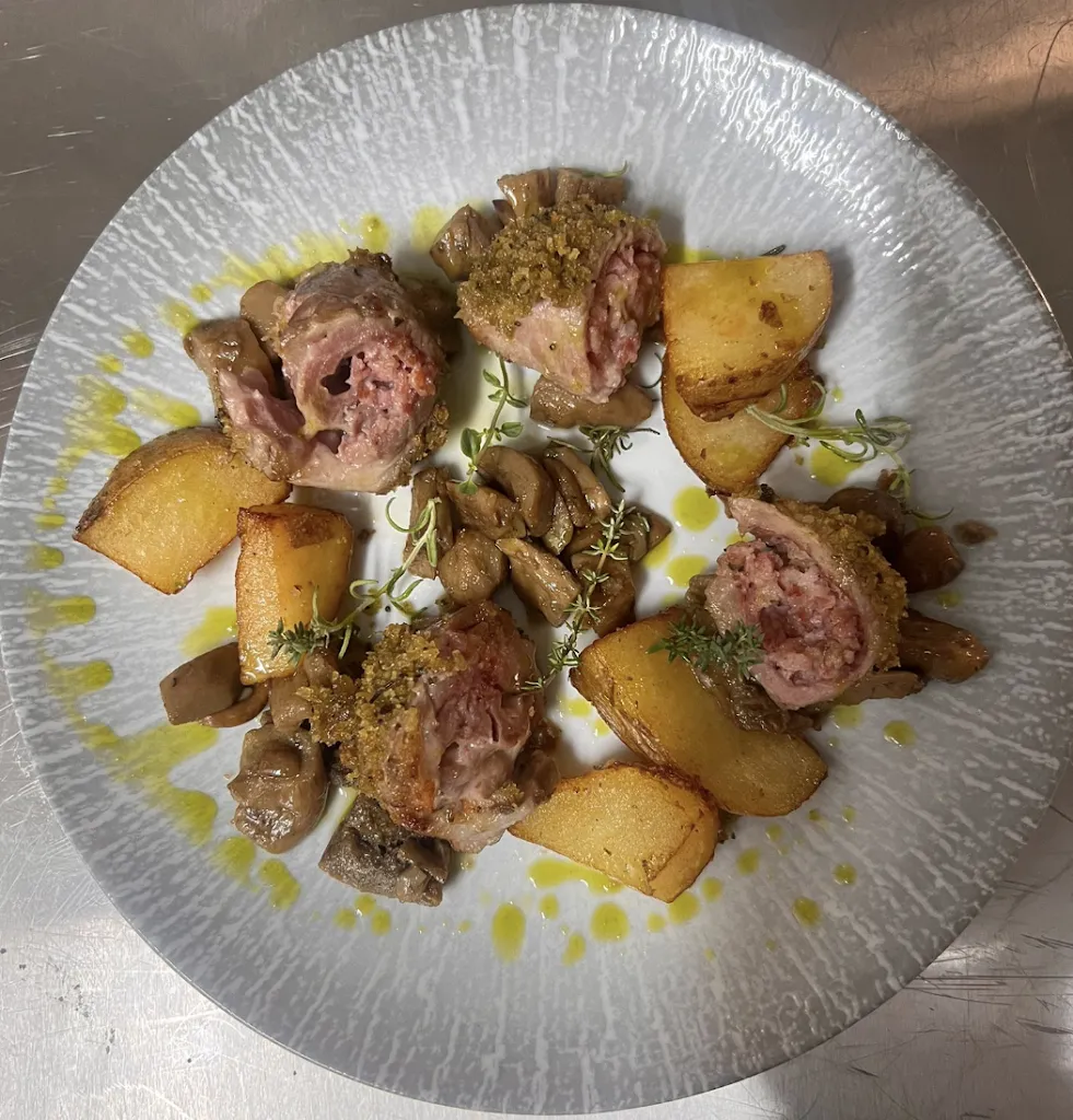 Il Pozzo Dei Desideri Ospedaletto D'Alpinolo restaurant in Ospedaletto d'Alpinolo