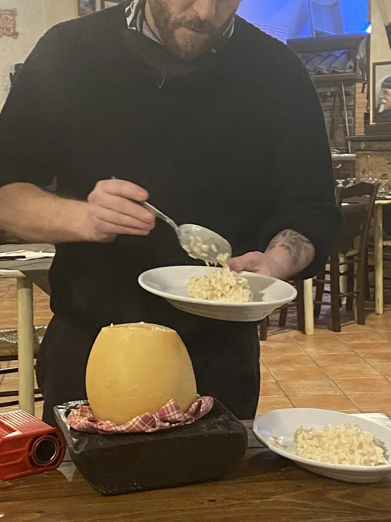 Dorotea Čapo_Hosteria Pizzeria Il Tritone_Ospedaletto d'Alpinolo_review