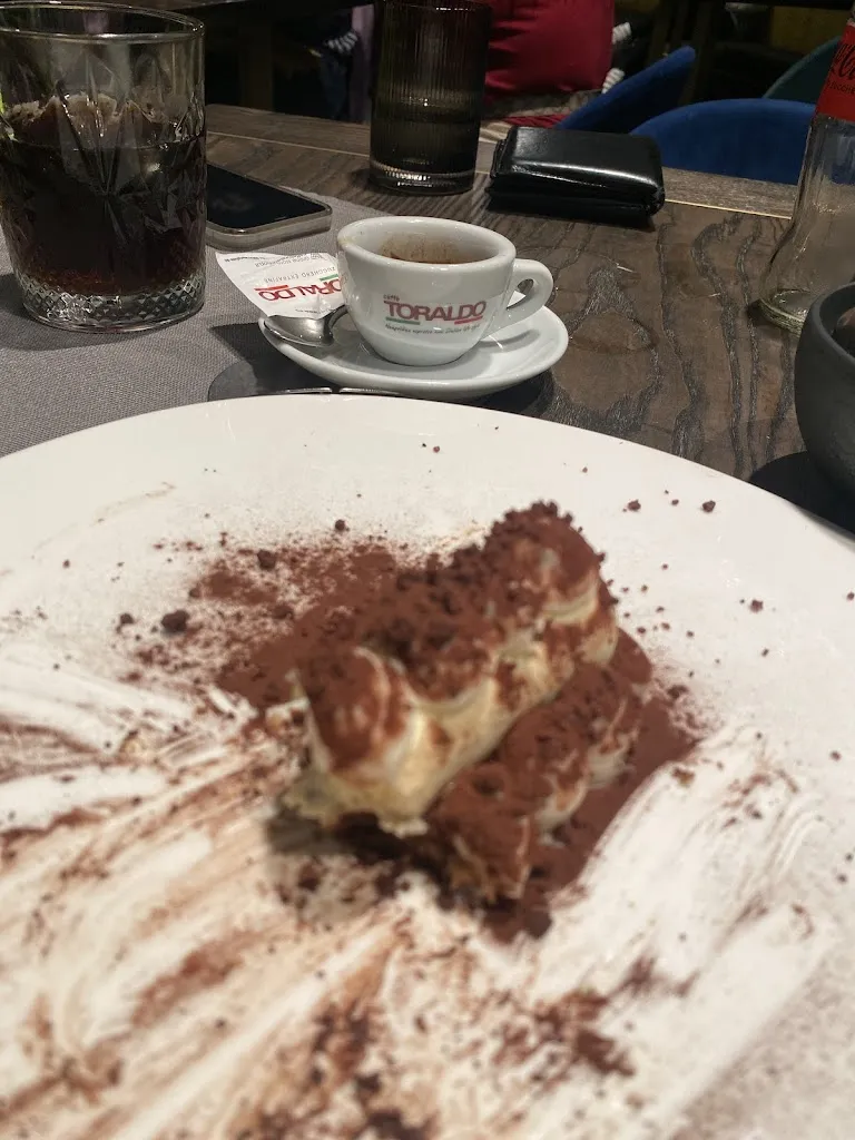 Fatimah Aurelio_BifBurger Exclusive_Ottaviano_review