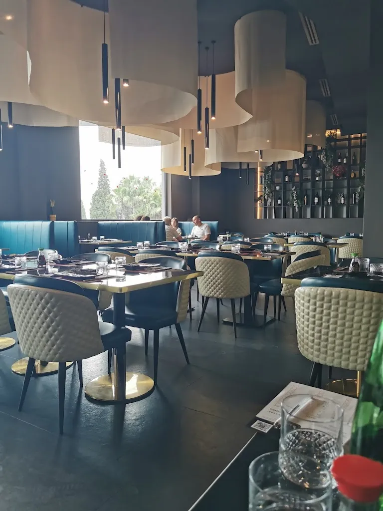 Daniele Pignatelli_Momo Sushi Restaurant_Ottaviano_review