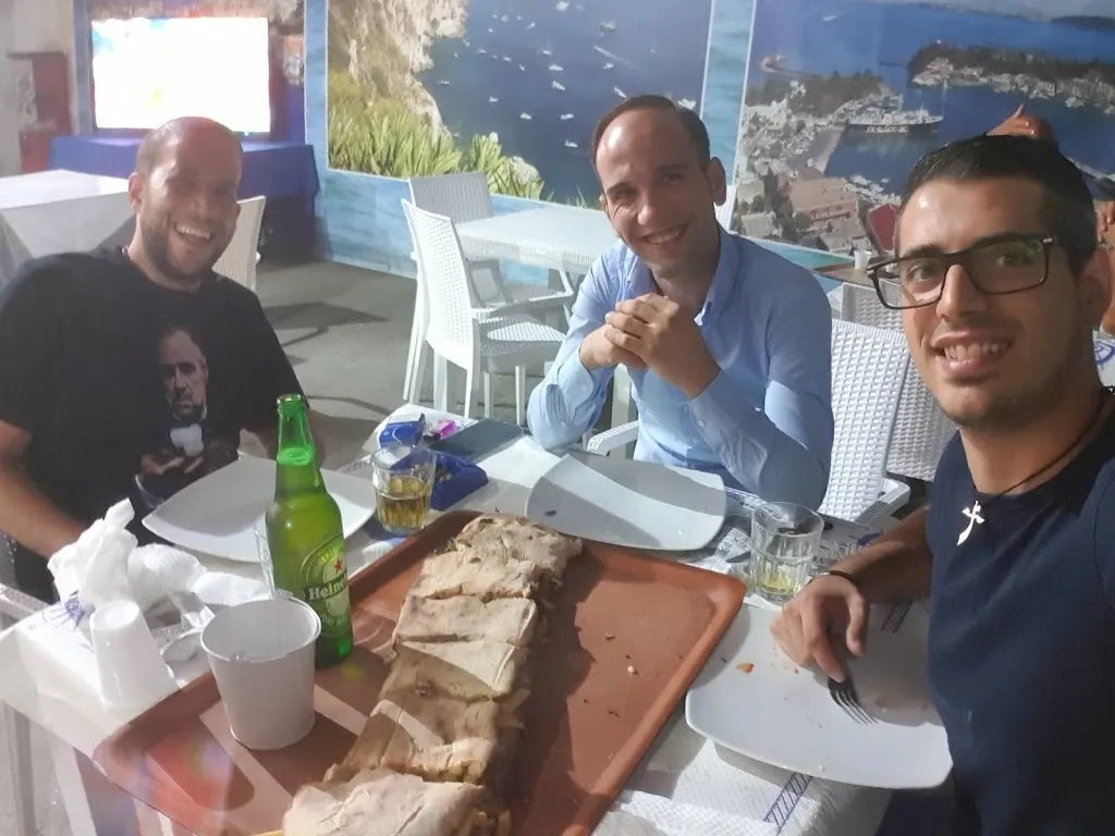 Simon Luca Della Sala_Il Partenopeo Pizzeria Trattoria Panificio_Ottaviano_review