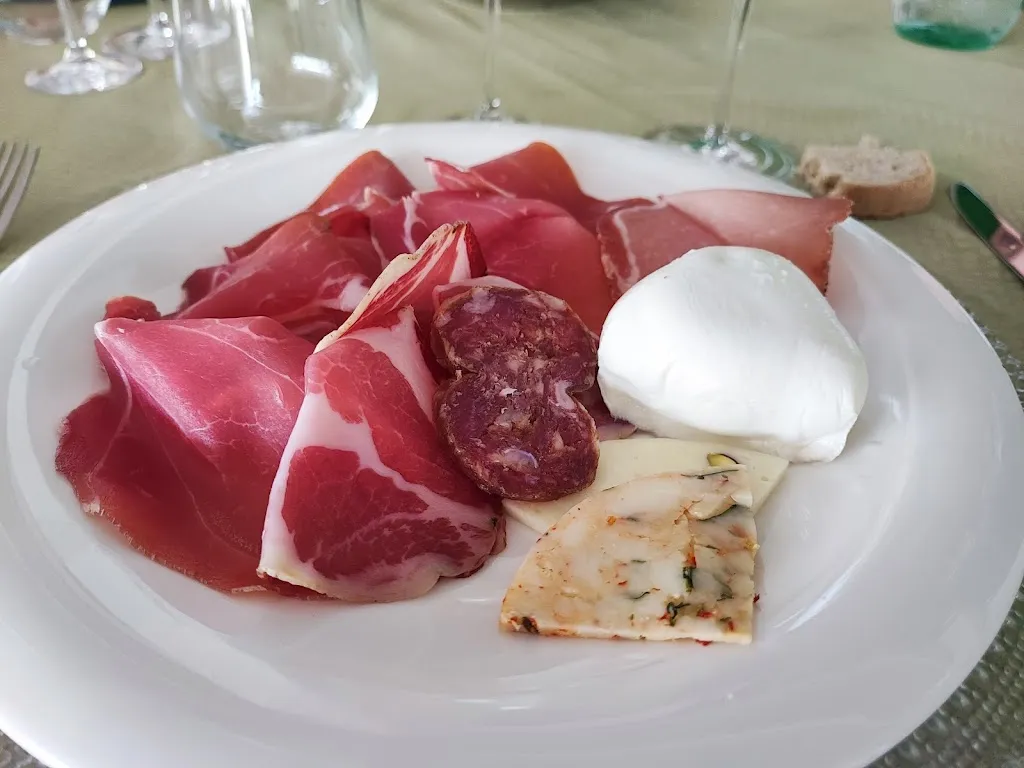 Carlo Dell'Olio_La Sosta del Priore_Padula_review