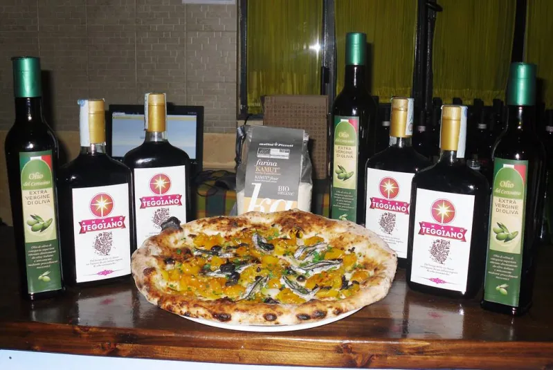 Ristorante Trattoria Pizzeria Luna Rossa_Padula_slider_image_3