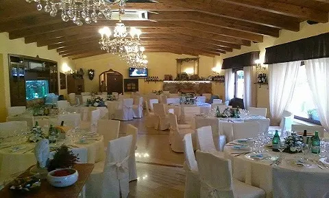 Ristorante-Pizzeria-Antica Taverna Cantatore-Padula-provincia Salerno restaurant in Padula