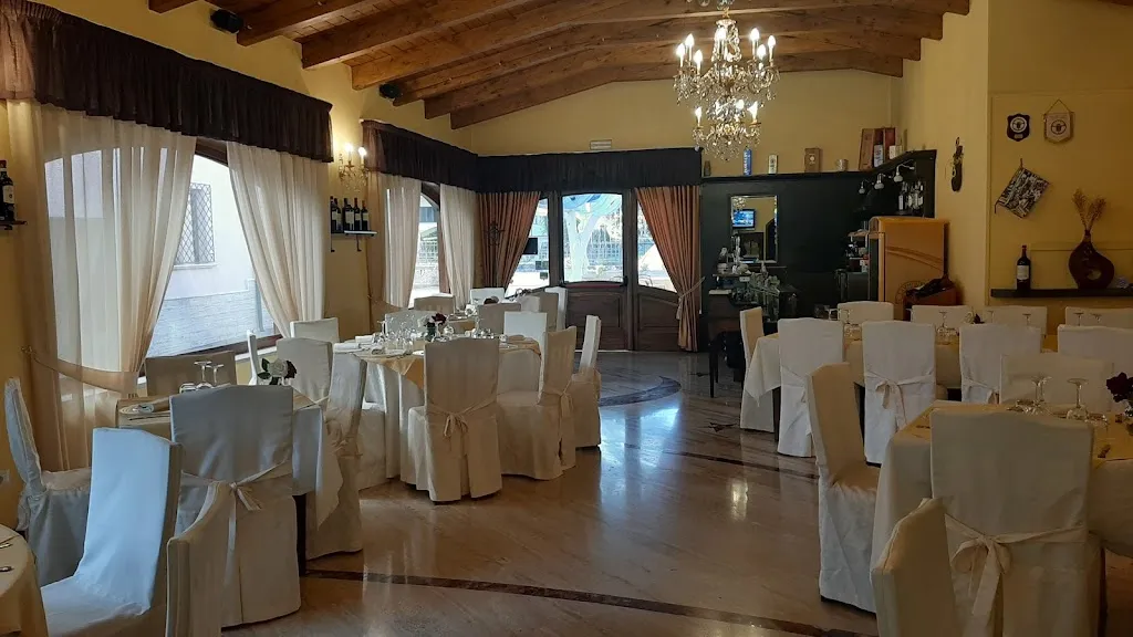 Ristorante-Pizzeria-Antica Taverna Cantatore-Padula-provincia Salerno_Padula_slider_image_3