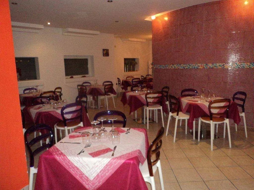 Ristorante Pizzeria La Locanda Degli Artisti_Orta di Atella_slider_image_1